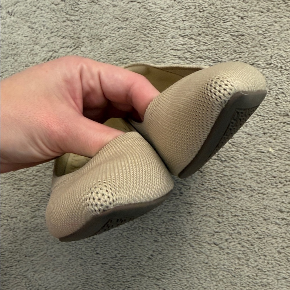 VIVAIA Aria Pointed Toe Beige Wedge 36.5 US 6 - Picture 4 of 8